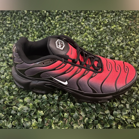 NIKE AIR MAX PLUS TN FOR MEN SIZE 8.5 - Picture 5 of 5